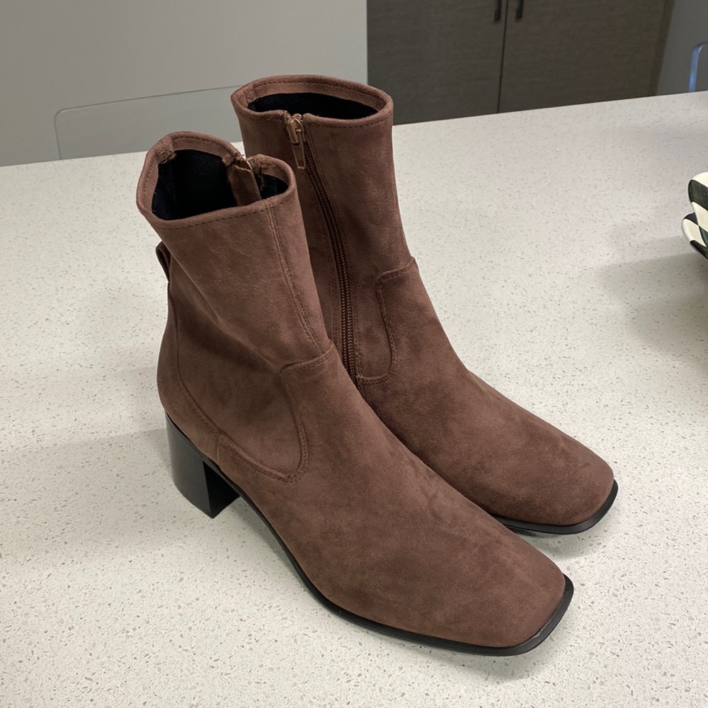 Jeffrey Campbell Jerem Suede Booties